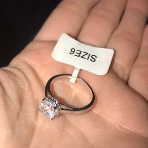 NWT Charmed Aroma Ring Size 6